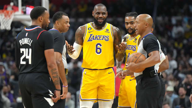 norm powell lebron james d'angelo russell clippers